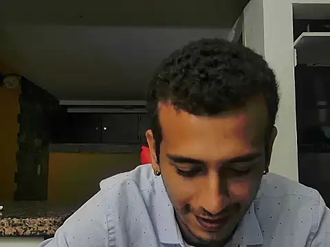 Snapshot of talktome4 chatting on 4, 4, 2026 talktome4 online show from 4, 4, 2026