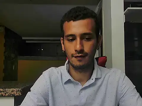 Snapshot of talktome4 chatting on 6, 4, 2026 talktome4 online show from 6, 4, 2026