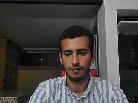 Snapshot of talktome4 chatting on 7, 4, 2026 talktome4 online show from 7, 4, 2026