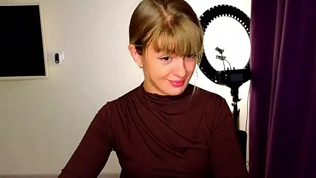  comefeelme  online show from 19, 12, 2025