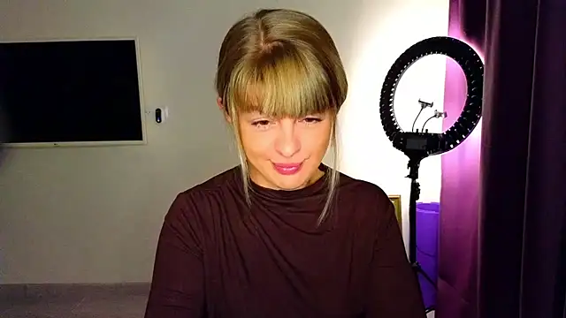  comefeelme  online show from 22, 12, 2025