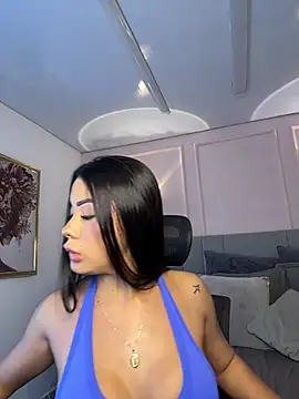 Snapshot of Miss_blue69 chatting on 5, 5, 2026 Miss blue69 online show from 5, 5, 2026