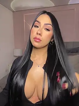 Snapshot of Miss_blue69 chatting on 23, 5, 2026 Miss blue69 online show from 23, 5, 2026