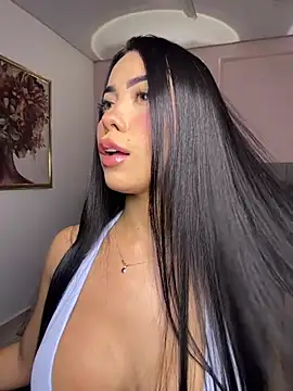 Snapshot of Miss_blue69 chatting on 14, 7, 2026 Miss blue69 online show from 14, 7, 2026