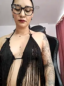 Fleurmeyer79 online show from 5, 5, 2026