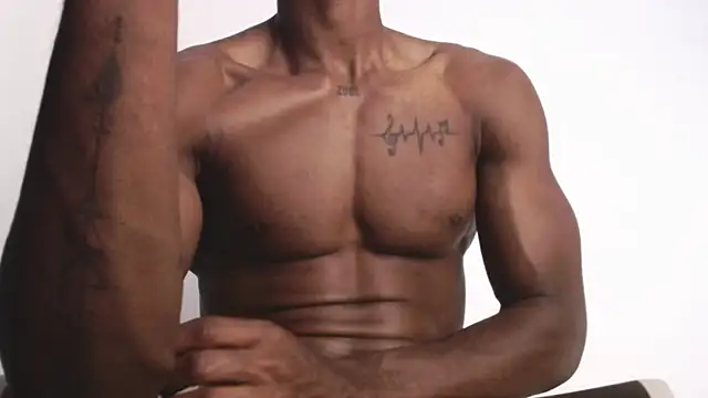 Snapshot of drake_brwon_23 chatting on 15, 9, 2025 drake brwon 23 online show from 15, 9, 2025