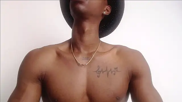 Snapshot of drake_brwon_23 chatting on 10, 3, 2026 drake brwon 23 online show from 10, 3, 2026