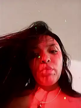 Snapshot of Dione__ chatting on 12, 3, 2025 Dione online show from 12, 3, 2025