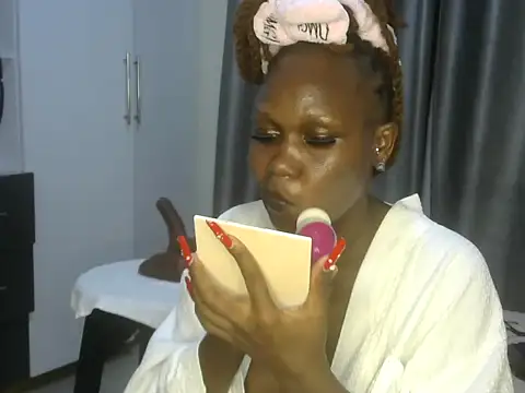 East queen online show from 6, 3, 2025