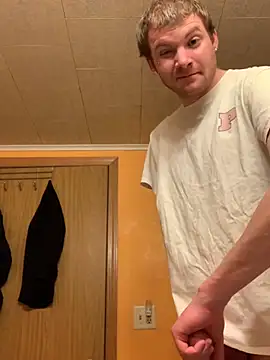 slutboy42000 online show from 2, 1, 2025