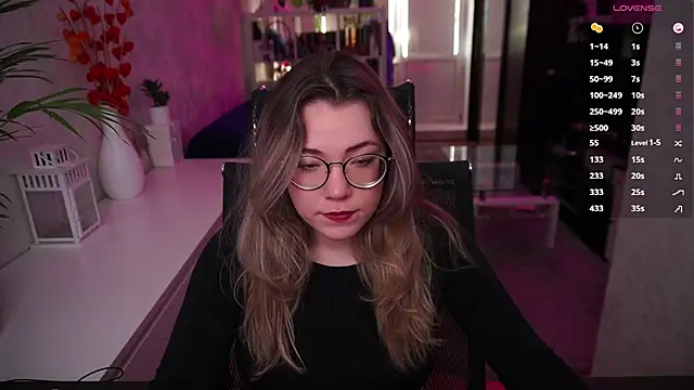 Snapshot of RemyCute chatting on 1, 2, 2026 RemyCute online show from 1, 2, 2026