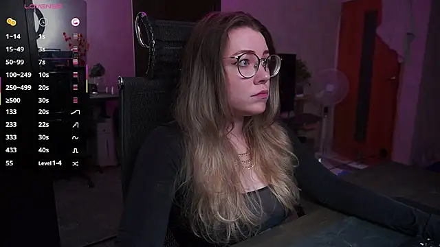 Snapshot of RemyCute chatting on 26, 6, 2026 RemyCute online show from 26, 6, 2026