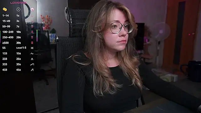 Snapshot of RemyCute chatting on 19, 7, 2026 RemyCute online show from 19, 7, 2026