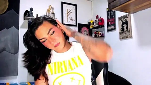 dariell smokesexx online show from 13, 3, 2026