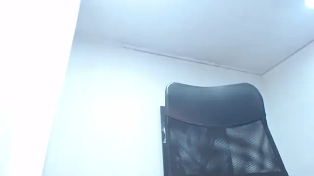 camilleDiaz16 online show from 28, 3, 2026