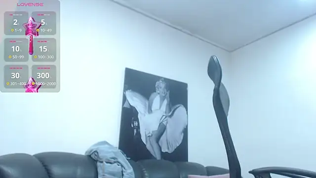 camilleDiaz16 online show from 7, 4, 2026