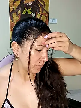 Snapshot of nammy__dirtyhott chatting on 4, 12, 2025 nammy dirtyhott online show from 4, 12, 2025