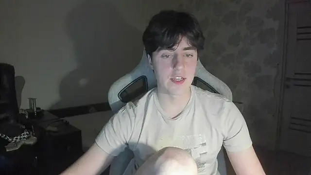 Knuckles17 online show from 7, 4, 2026