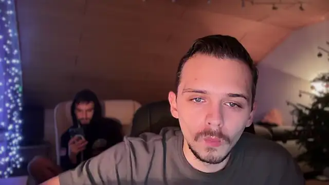 Snapshot of naked_psy chatting on 8, 1, 2025 naked psy online show from 8, 1, 2025