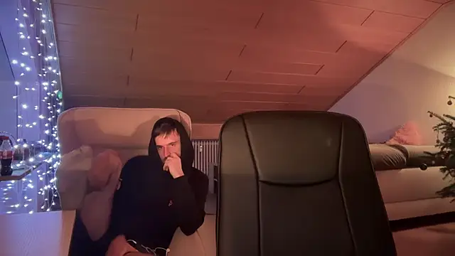 Snapshot of naked_psy chatting on 9, 1, 2025 naked psy online show from 9, 1, 2025