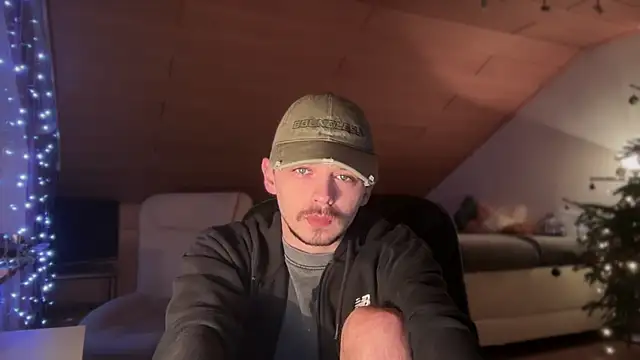 Snapshot of naked_psy chatting on 13, 1, 2025 naked psy online show from 13, 1, 2025