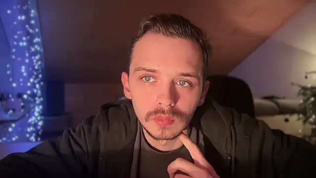 Snapshot of naked_psy chatting on 15, 1, 2025 naked psy online show from 15, 1, 2025