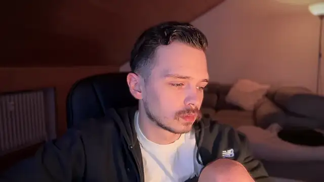 Snapshot of naked_psy chatting on 7, 2, 2025 naked psy online show from 7, 2, 2025