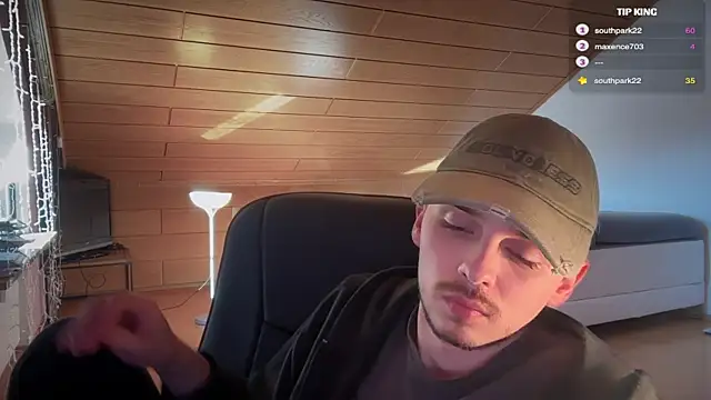 Snapshot of naked_psy chatting on 17, 2, 2025 naked psy online show from 17, 2, 2025