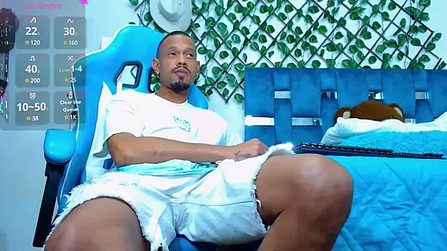 black latin23cm online show from 16, 2, 2025