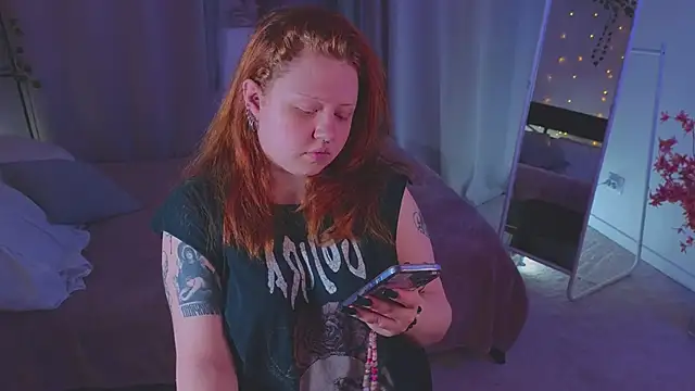 Snapshot of bitchofsun_ chatting on 30, 6, 2026 bitchofsun online show from 30, 6, 2026