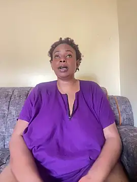 Snapshot of fat_creamy_pus chatting on 10, 11, 2025 fat creamy pus online show from 10, 11, 2025