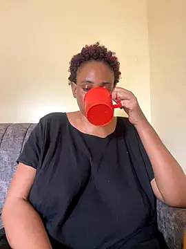 Snapshot of fat_creamy_pus chatting on 11, 11, 2025 fat creamy pus online show from 11, 11, 2025