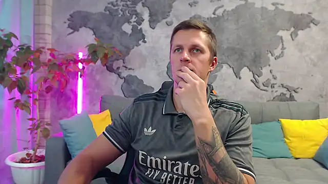 Snapshot of VikingChrisss chatting on 12, 11, 2025 VikingChrisss online show from 12, 11, 2025