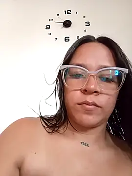 Snapshot of Cristel_Shop chatting on 28, 10, 2025 Cristel Shop online show from 28, 10, 2025