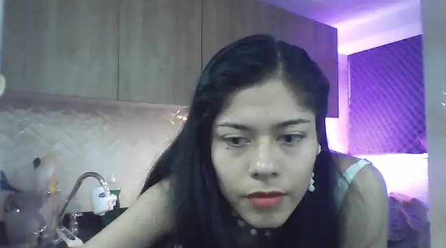 Snapshot of loverubii chatting on 25, 1, 2025 loverubii online show from 25, 1, 2025