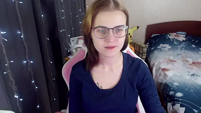 MissBrightShine online show from 6, 1, 2025