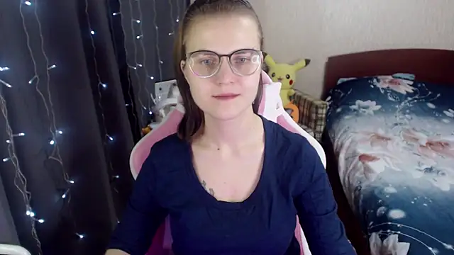 MissBrightShine online show from 6, 1, 2025