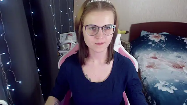 MissBrightShine online show from 9, 1, 2025