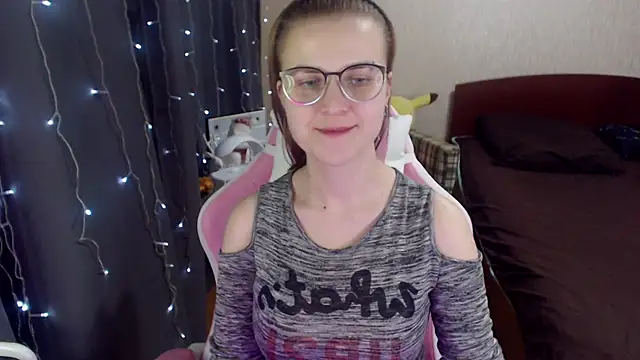 MissBrightShine online show from 14, 1, 2025