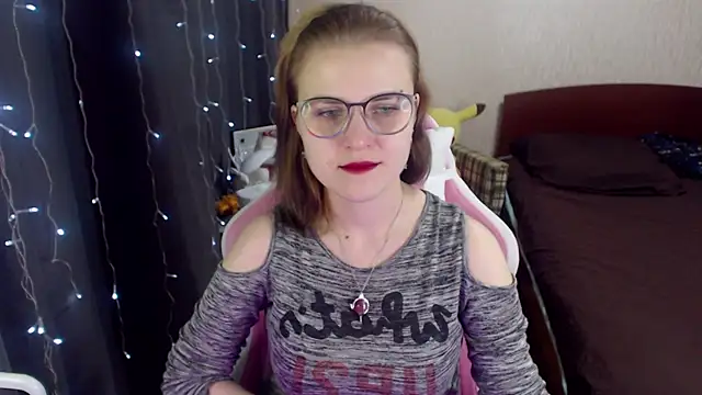 MissBrightShine online show from 15, 1, 2025
