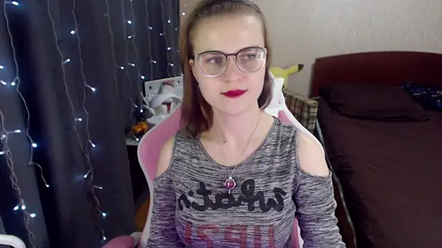 MissBrightShine online show from 15, 1, 2025