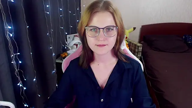 MissBrightShine online show from 17, 1, 2025