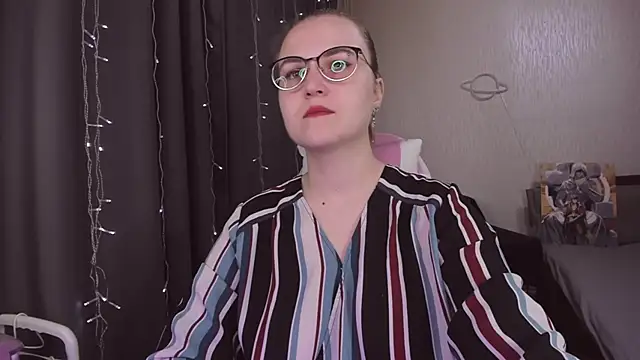 MissBrightShine online show from 19, 11, 2025