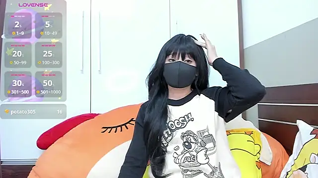 alonelove   online show from 22, 2, 2025