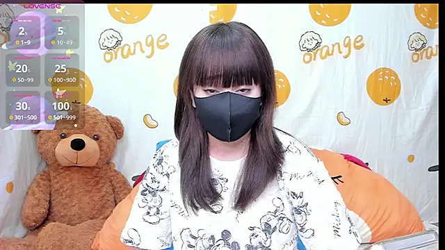 alonelove   online show from 17, 10, 2025