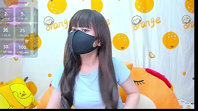 alonelove   online show from 10, 11, 2025