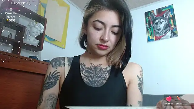 ZoeBakers  online show from 13, 12, 2024