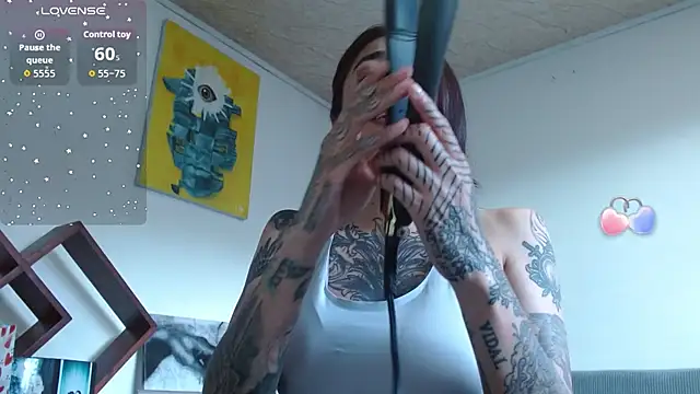 Snapshot of ZoeBakers_ chatting on 4, 10, 2025 ZoeBakers  online show from 4, 10, 2025