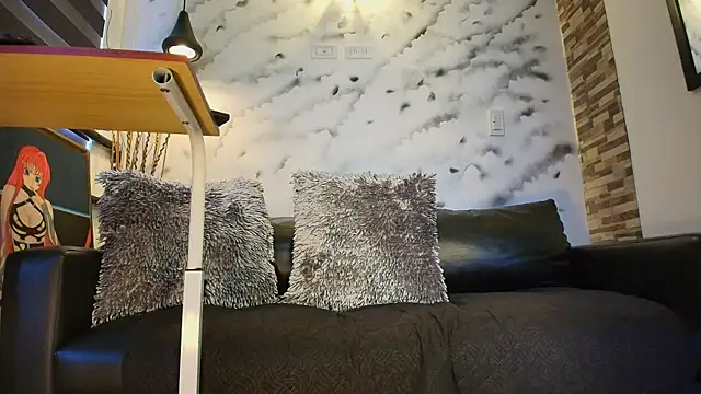 Sophie LittleS online show from 7, 10, 2025