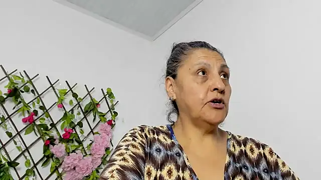 merlyna goldens online show from 3, 12, 2025